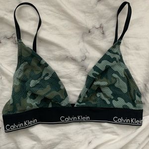 CALVIN KLEIN CAMO BRALETTE💶